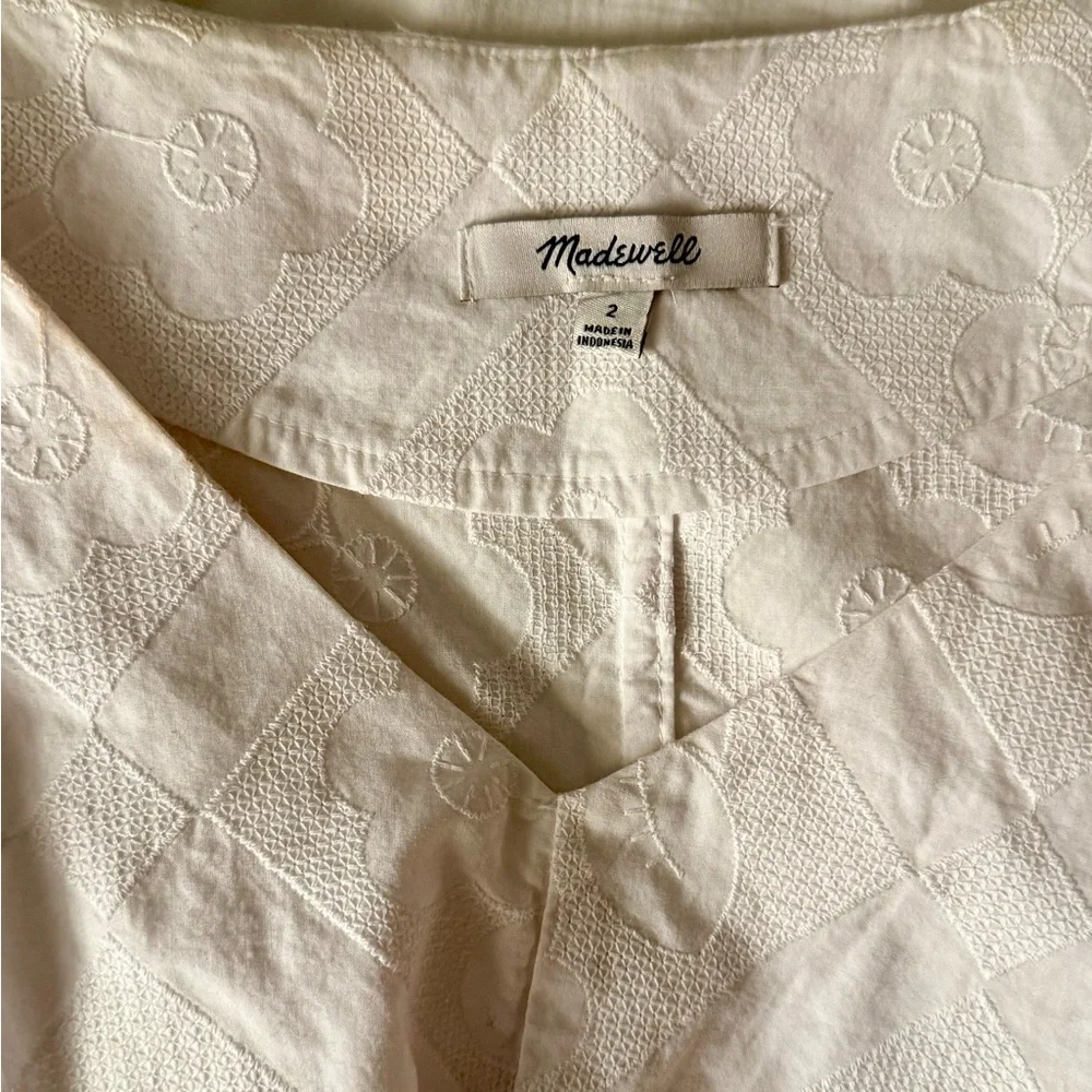 Madewell Darted V-Neck Top in Floral - Picture 5 of 5